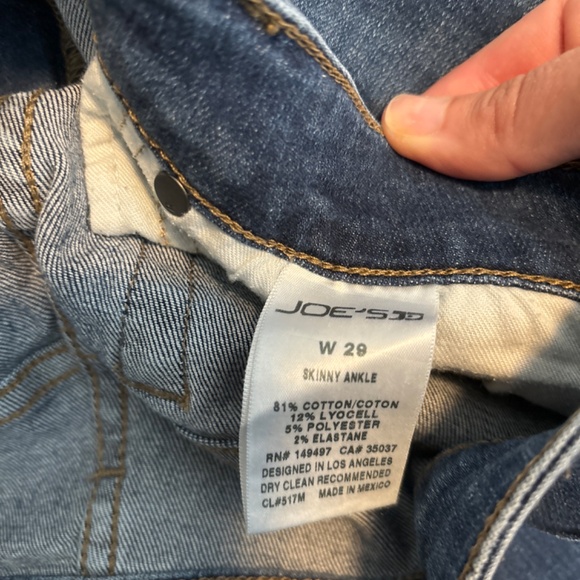 Joe’s Skinny frayed Ankle Denim Jean- size 29 - Picture 4 of 4